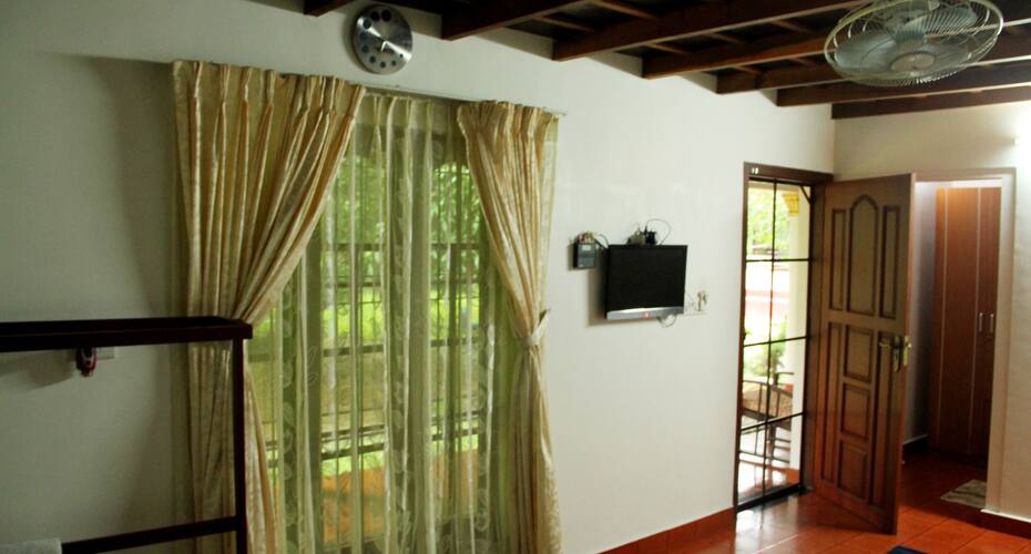 Riverside Heritage Homestay, Kochi 4